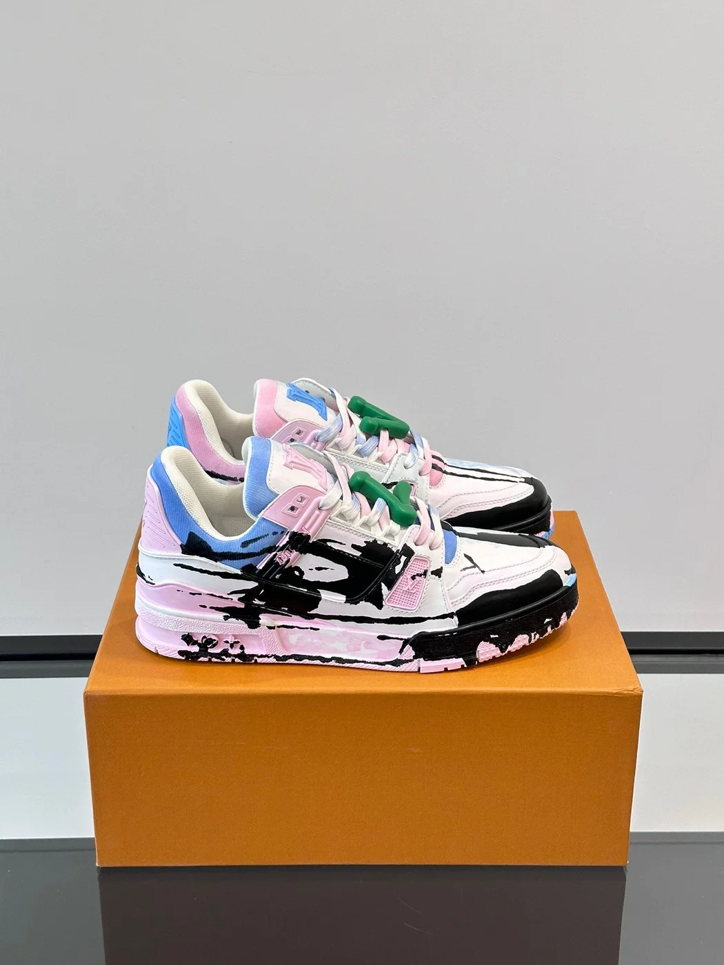 Louis Vuitton Men White Pink Blue Leather Sneakers product view 1
