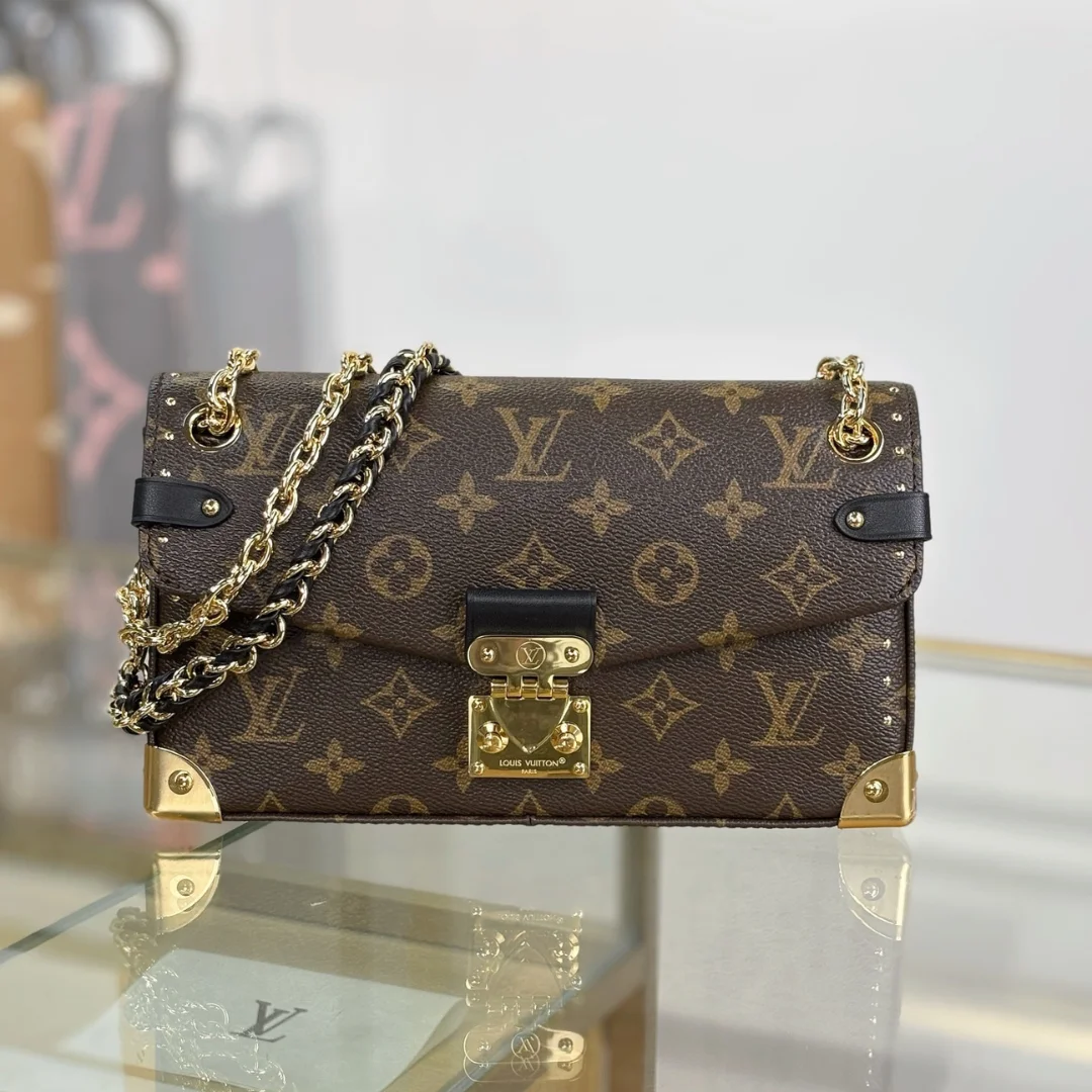 Louis Vuitton Trunkie handbag product view 1
