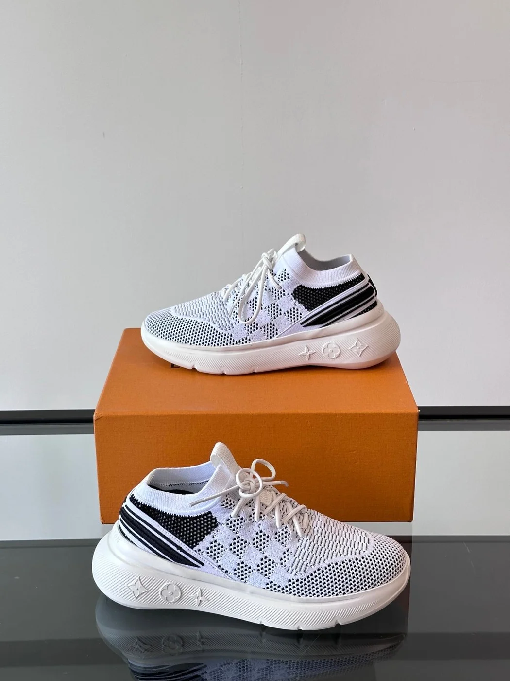 Louis Vuitton Men White Knit Mesh Sneakers product view 4