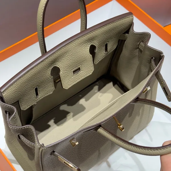Hermès Birkin 25 In Dark Khaki Gold Hardware Bag product view 4