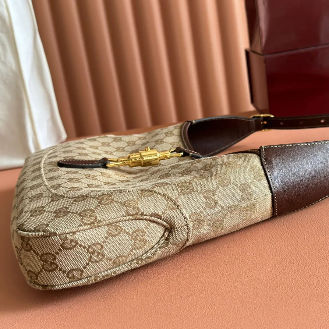 Gucci 25S Jackie Monogram 28 cm In Light Brown Canvas And Calfskin Bag product view 4