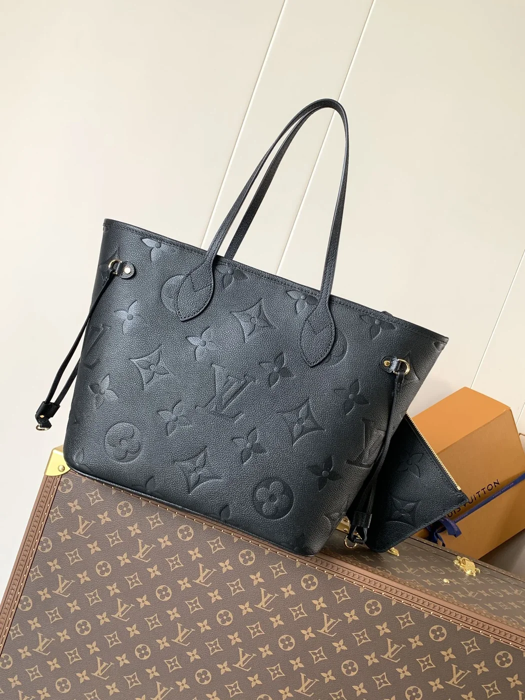 Louis Vuitton Neverfull MM Black Momogram Empreinte Bag product view 3
