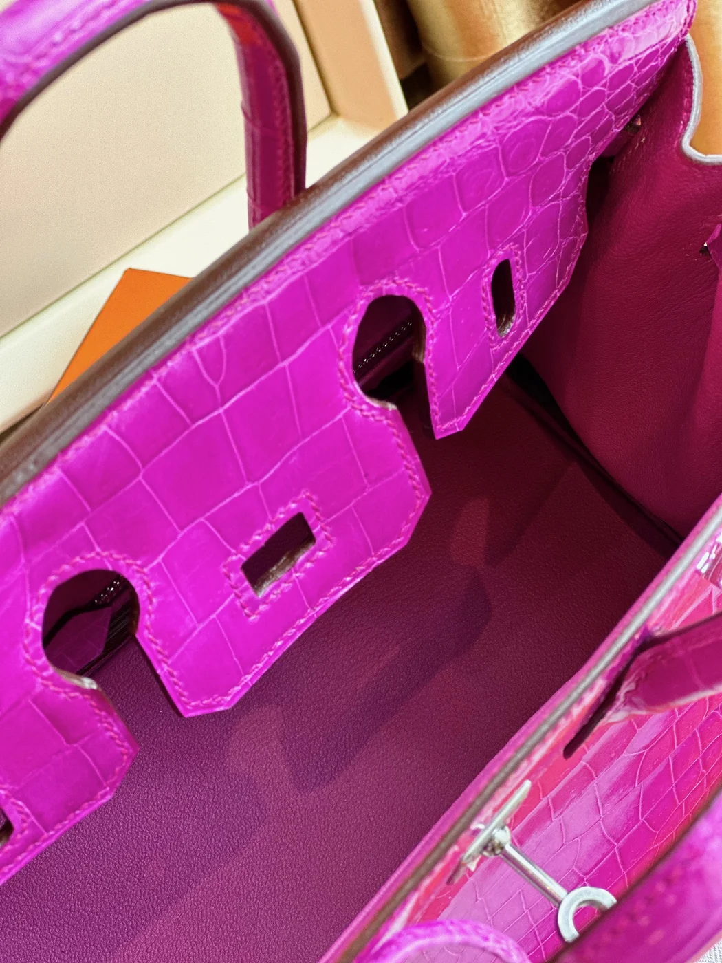 Hermès Birkin 25 Purple Crocodile Leather Palladium Hardware Bag product view 4
