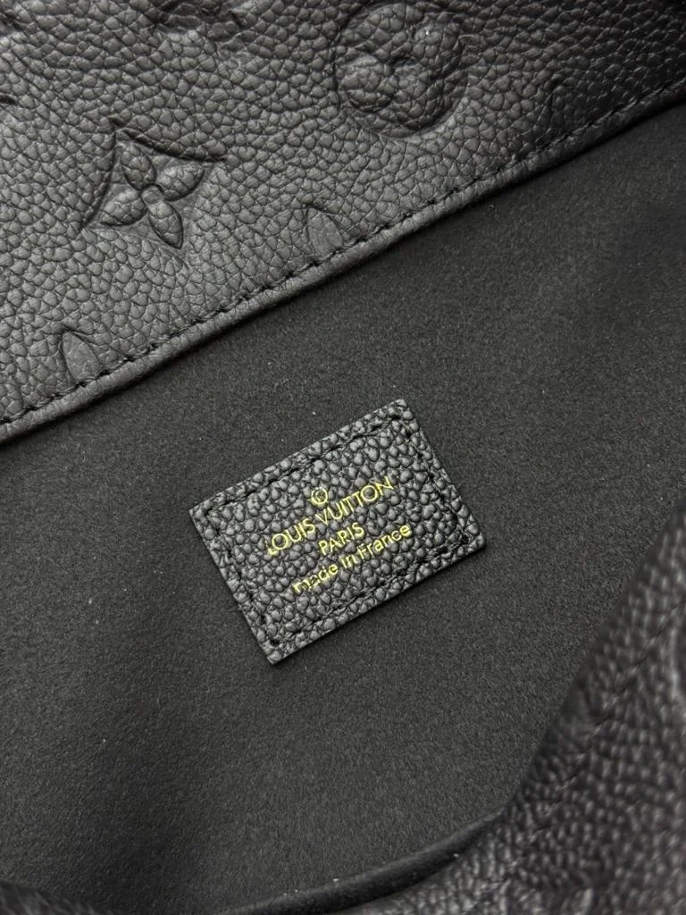 Louis Vuitton artsy mm black bag product view 9