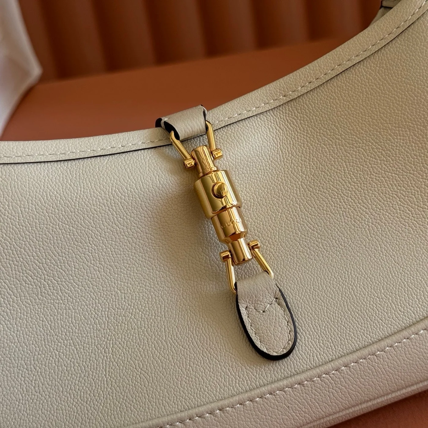 Gucci 26S Jackie Slim Shoulder Bag 27 In Cream White Calfskin product view 6