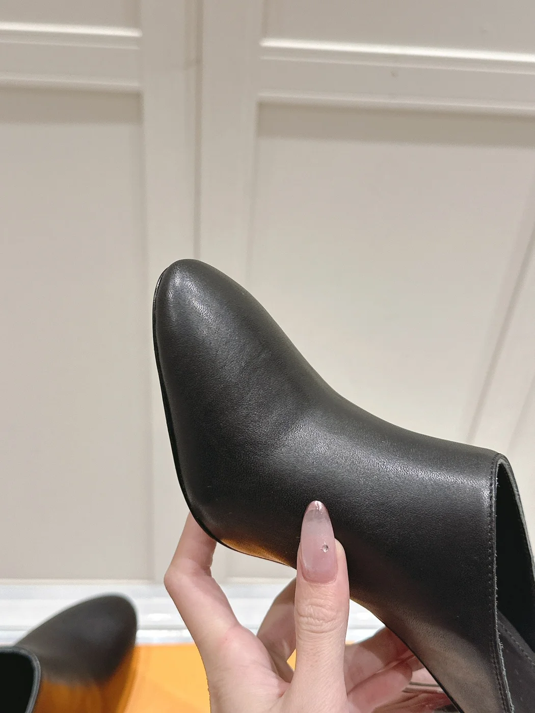 Louis Vuitton Women Black Leather Mules Heels product view 2