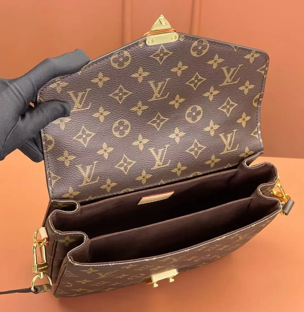 Louis Vuitton Pochette Métis Canvas Bag product view 8
