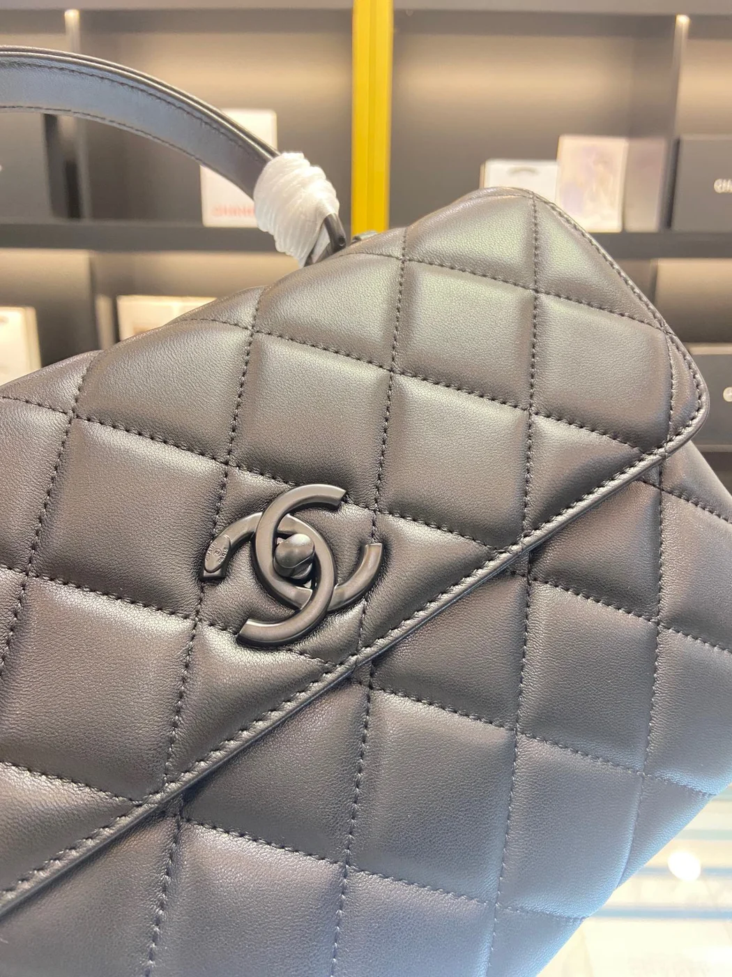 Chanel Trendy Brown Leather Full Box Handbags 25 cm product view 5