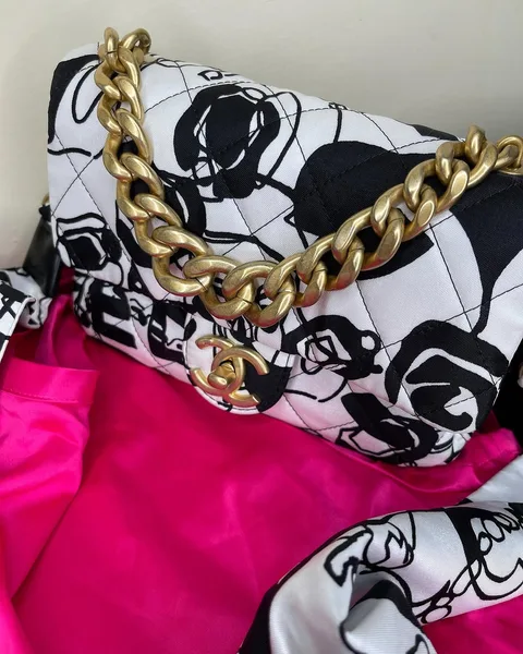 Chanel New  Coco Beach 2025 White Bag product view 4