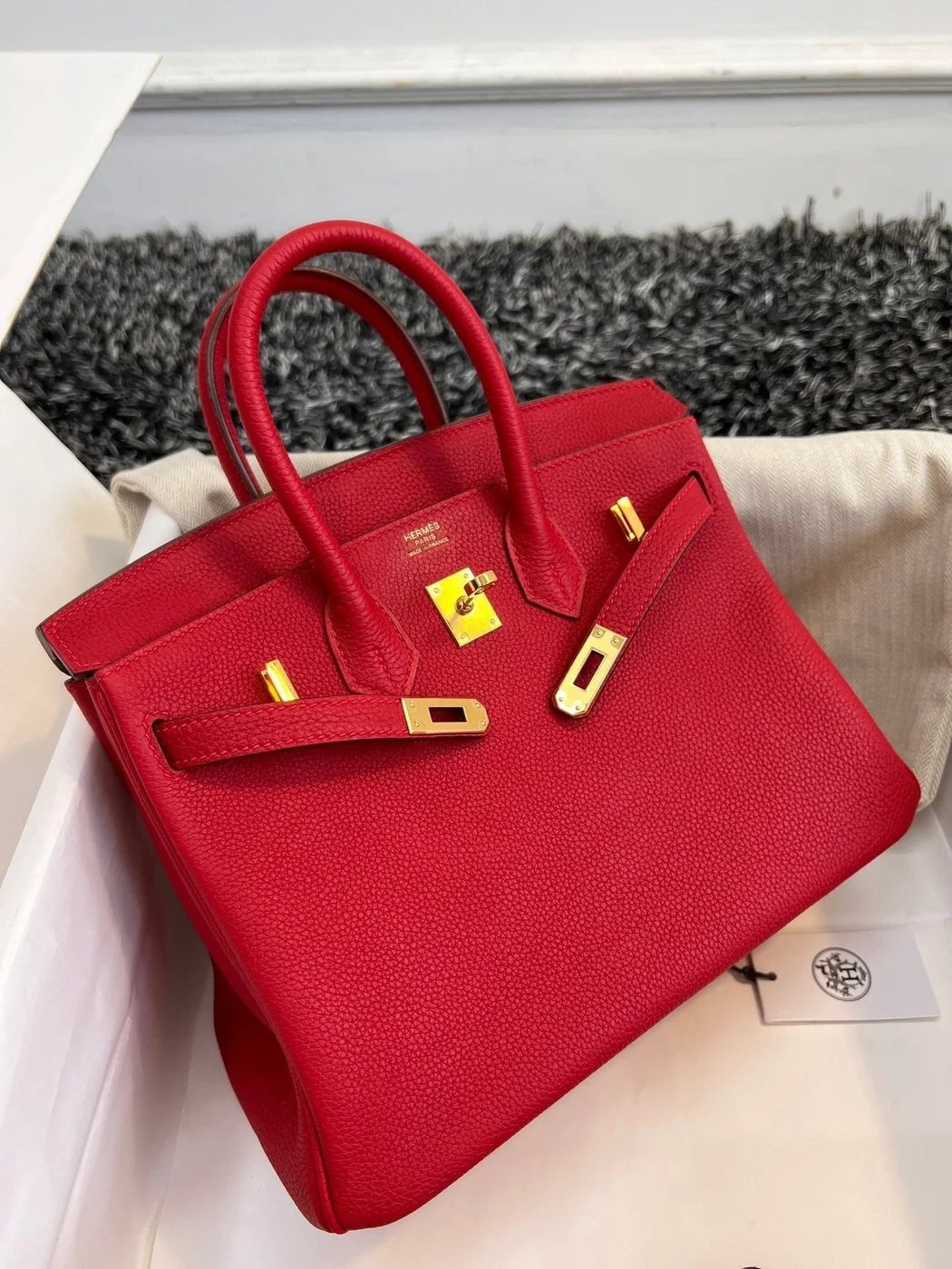 Hermès Birkin 25 cm Red Togo Leather Gold Hardware Bag product view 2