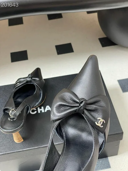 Chanel Logo Bow Sling-back Heels Black product view 3