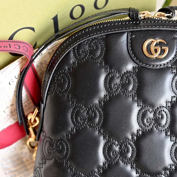 Gucci Matelasse Bag with Embossed Gc Pattern 21 cm product view 6