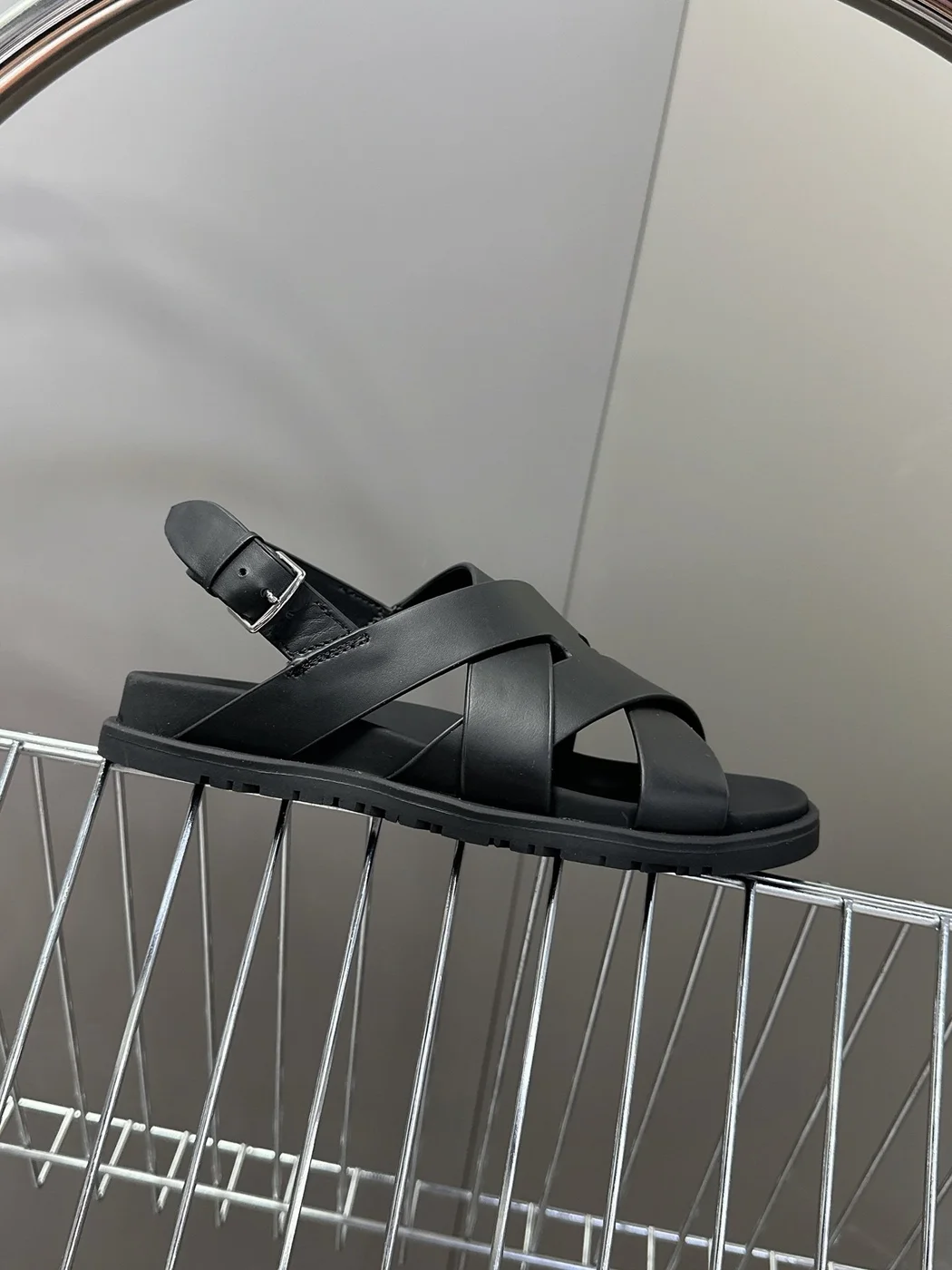 Hermès Women Black Leather Strappy Sandals product view 6