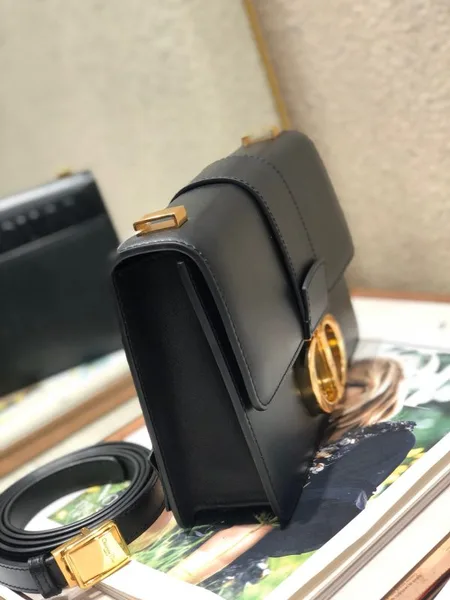Dior 30 Montaigne High- Women’s Handbag Black with Gold Lock 24x17x8cm product view 6