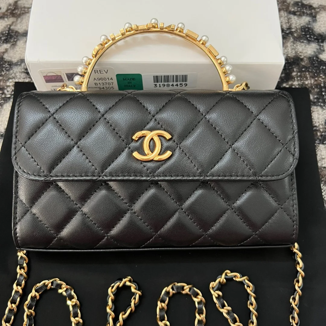 Chanel Woc Black Handbags Pearl Handle Plated Lock Gold 19 cm product view 1