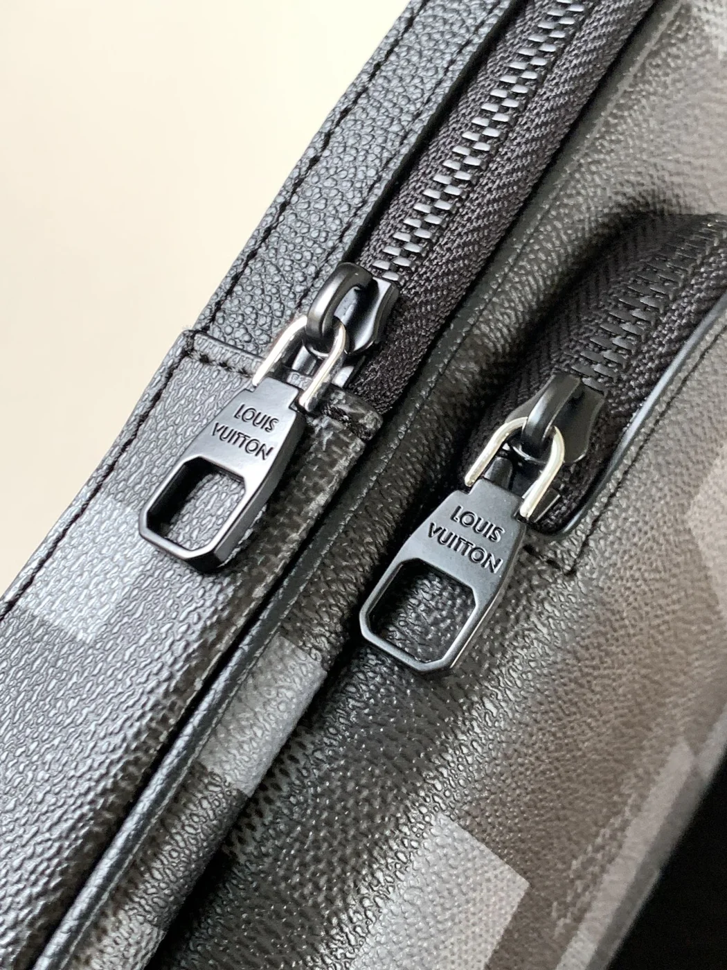 Louis Vuitton Avenue 31 In Black Canvas Calfskin Bag product view 8