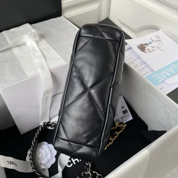 Chanel 19 Flap Bag Black Lambskin Gold Hardware product view 5