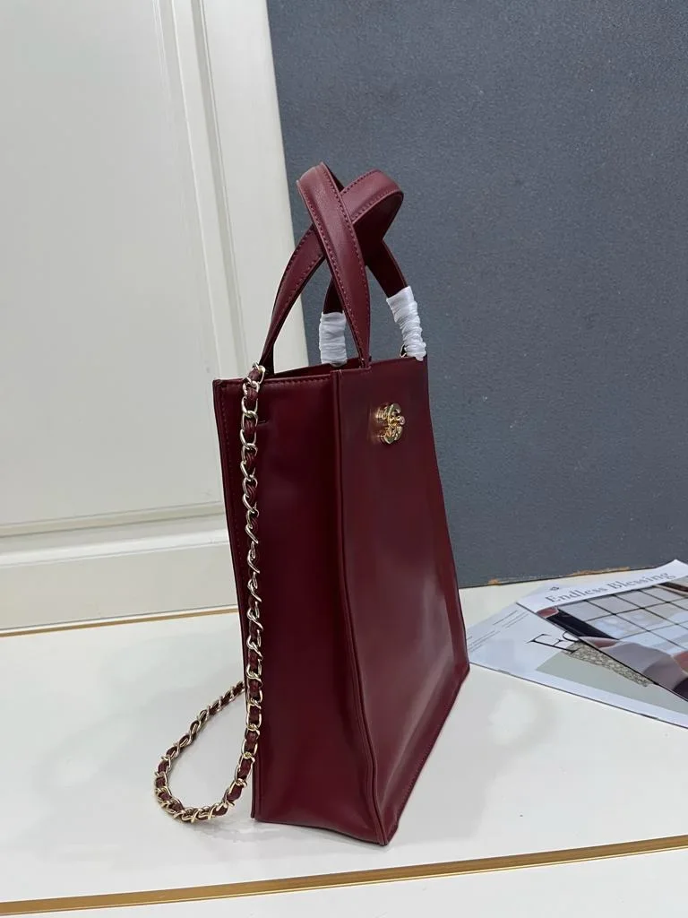 Chanel Small Shopping Bag Métiers d’art 2026 collection product view 3