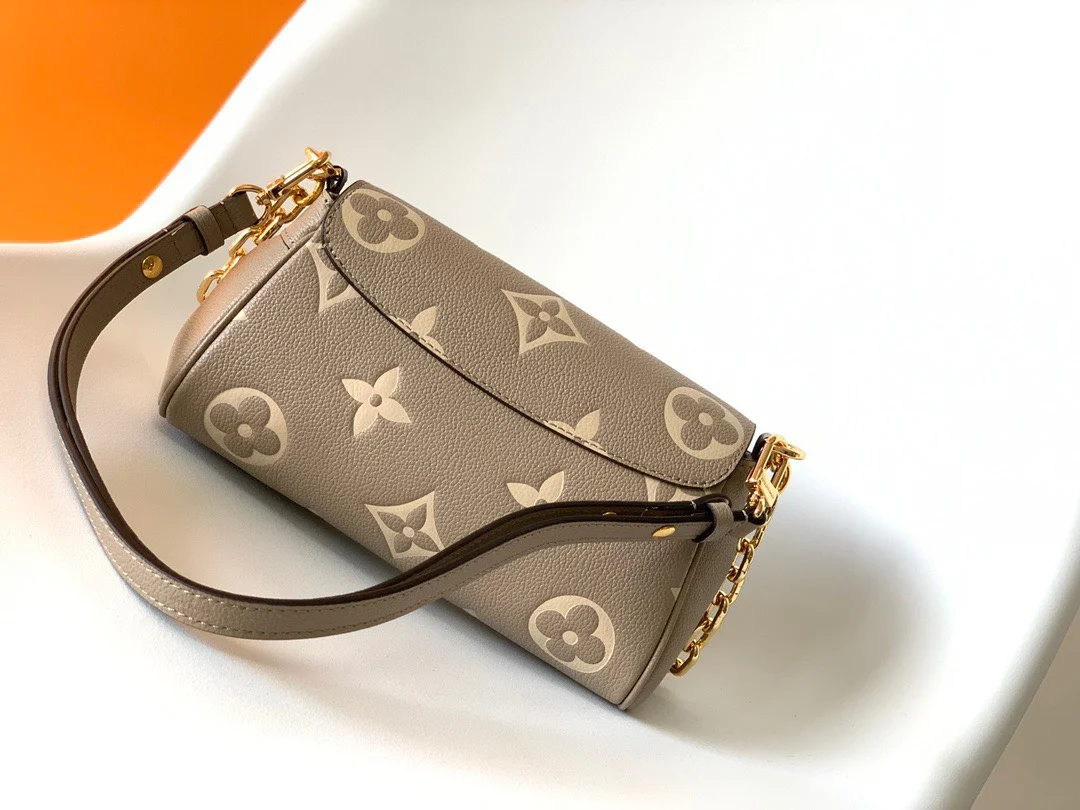 Louis Vuitton Favorite Brown Handbags Lock Gold 24x14cm product view 9