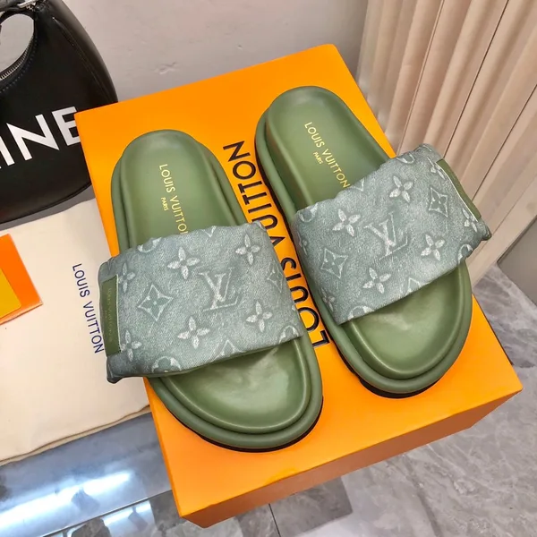 Louis Vuitton Women Green Fabric Strap Rubber Sole Sandals product photo