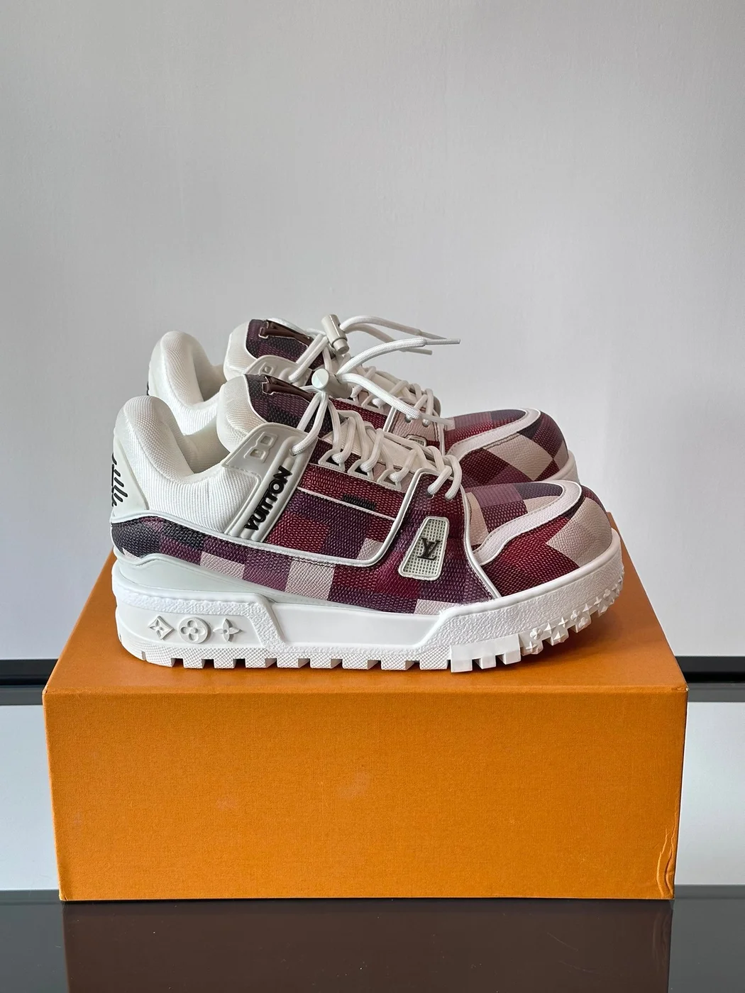 Louis Vuitton Men Burgundy Canvas White Leather Sneakers product view 1