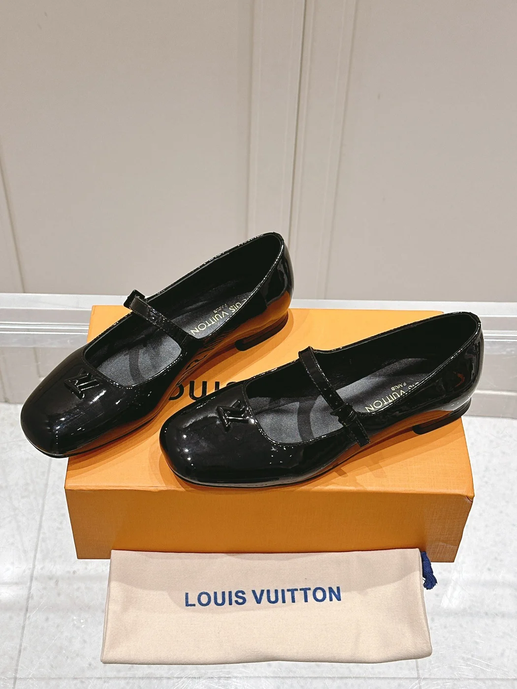 Louis Vuitton Women Black Patent Leather Mary Jane Loafers product view 3
