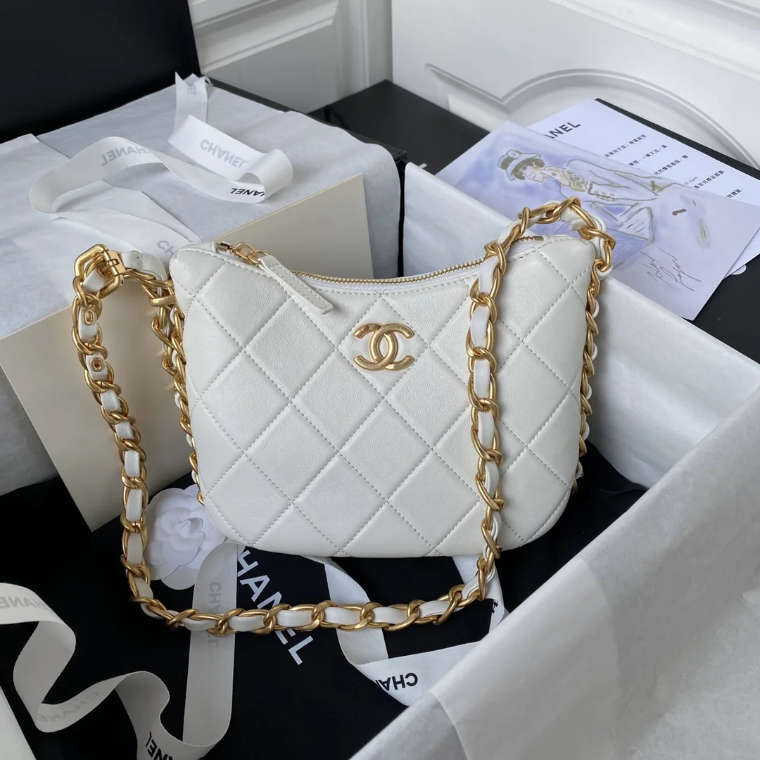 Chanel 22K Hobo Bag Logo Chain Lambskin product view 1
