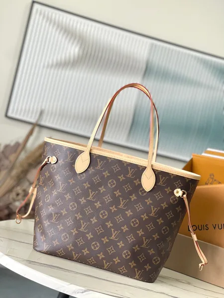 Louis Vuitton Neverfull MM In Brown Monogram Canvas With Pink Rabbit Patch Bag product view 3