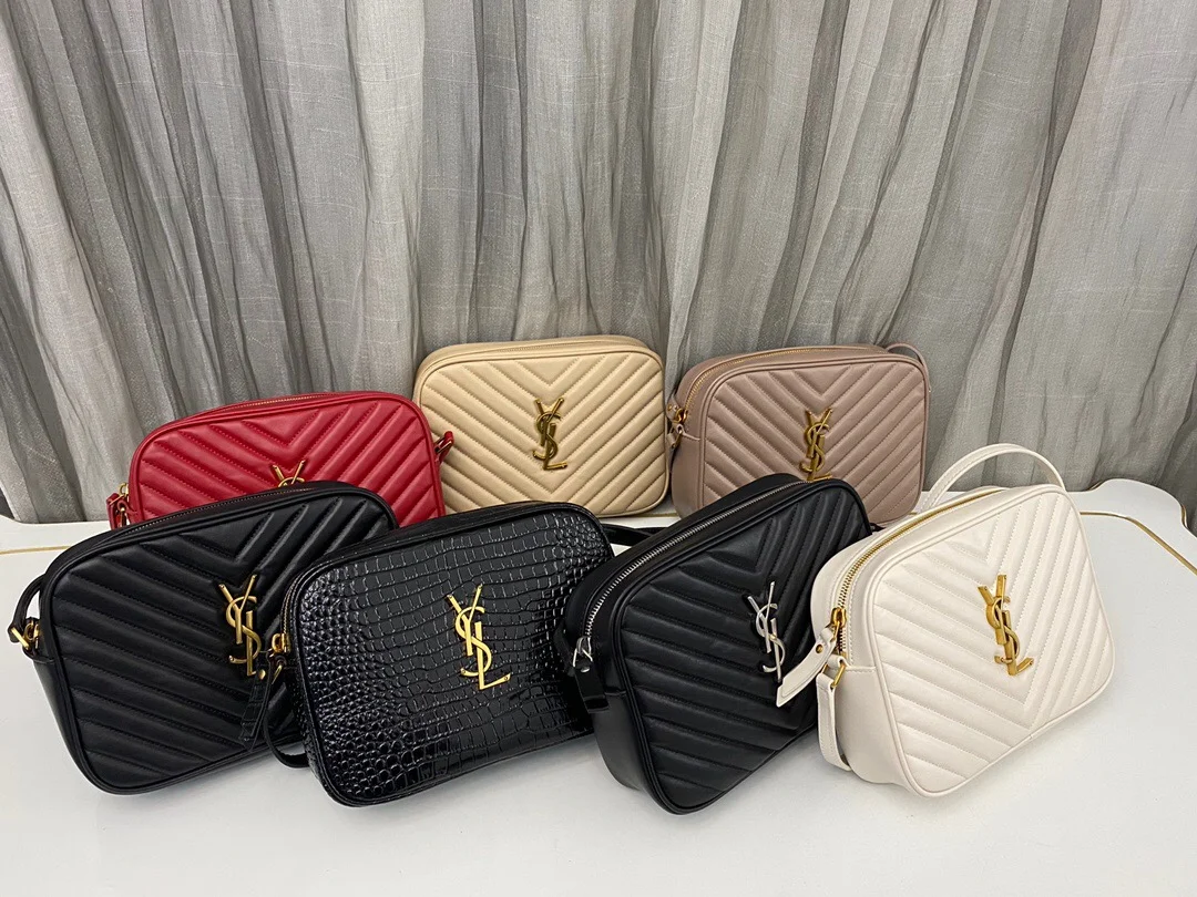 Saint Laurent Lou Medium Saint Laurent Camera Bag with Pocket and Tassel in Quilted Leather product view 2