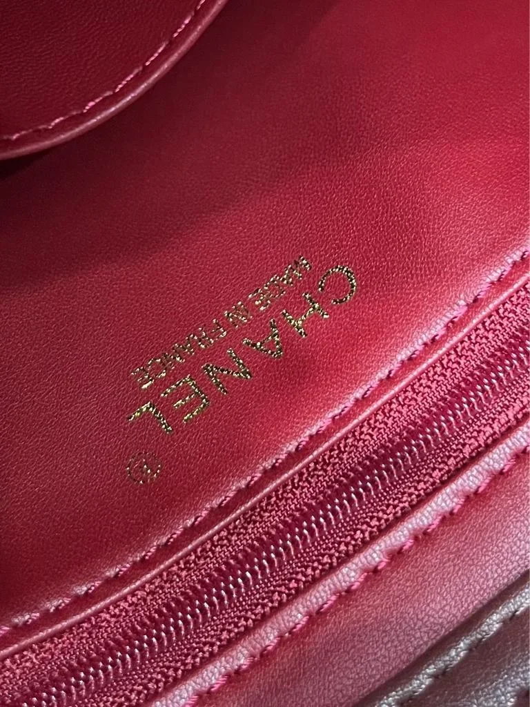 Chanel Small Shopping Bag Métiers d’art 2026 collection product view 2