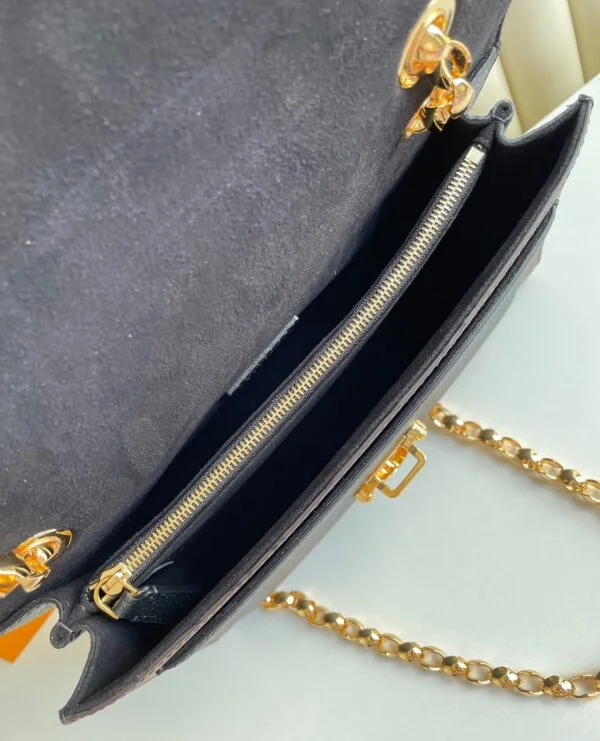 Louis Vuitton Victoire Monogram Pattern Handbags 27x20x10cm product view 6