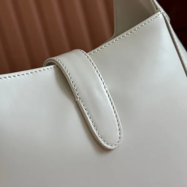 Gucci Jackie Small Shoulder Bag 27 In White Calfskin Gold Hardware product view 6