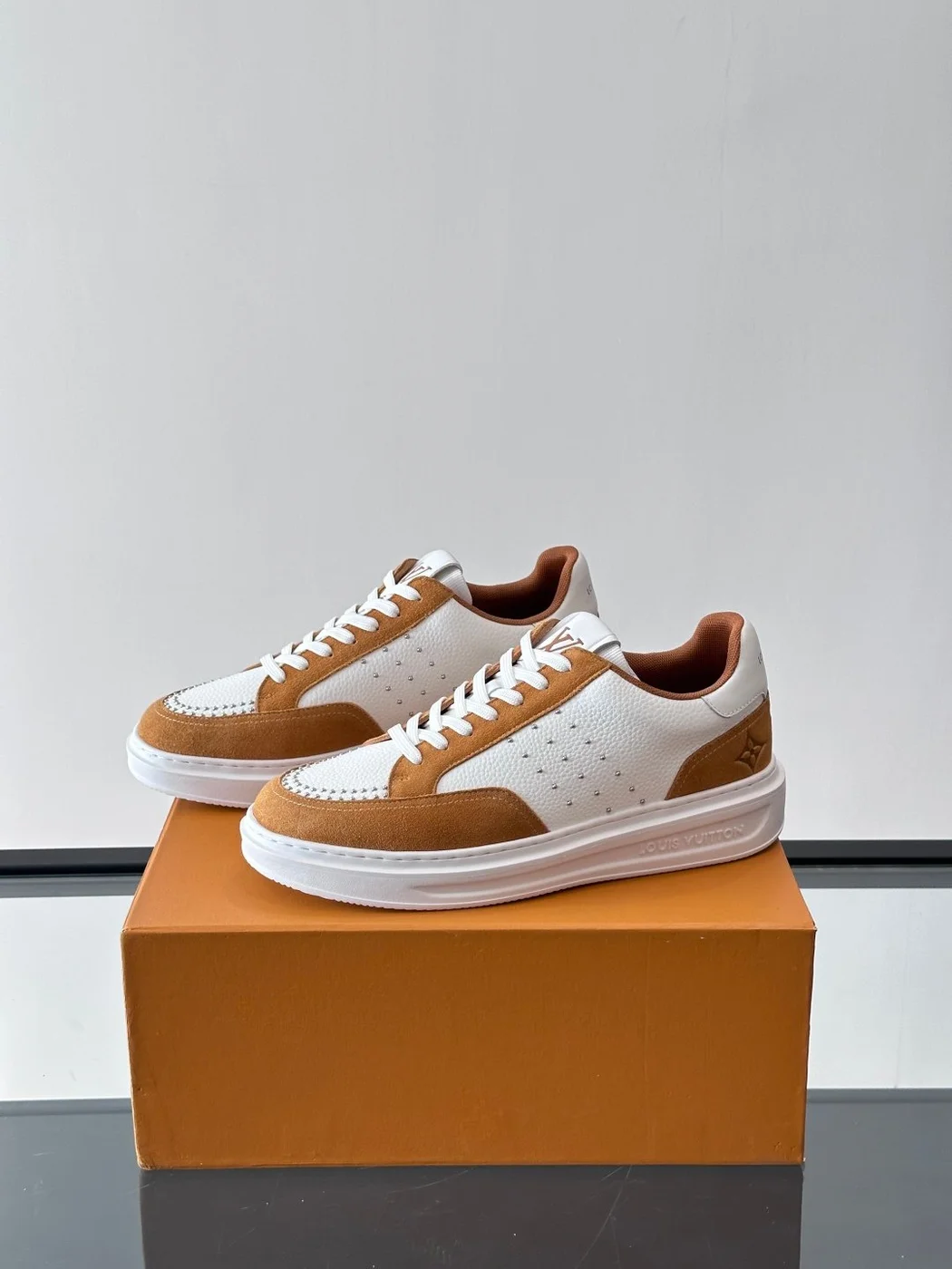 Louis Vuitton Men White Brown Suede Leather Sneakers product view 3