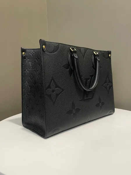 Louis Vuitton Black Empreinte Monogram Giant Onthego MM Bag product view 3
