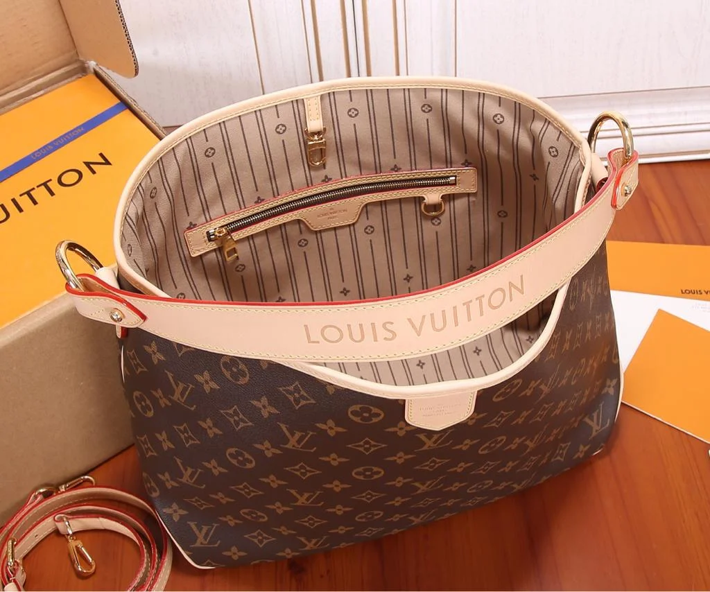 Louis Vuitton Monogram Delightful PM shoulder bag product view 6