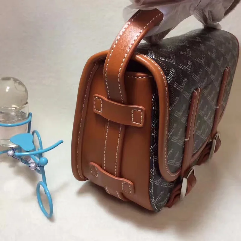 Goyard Messenger Bags for Men product view 16