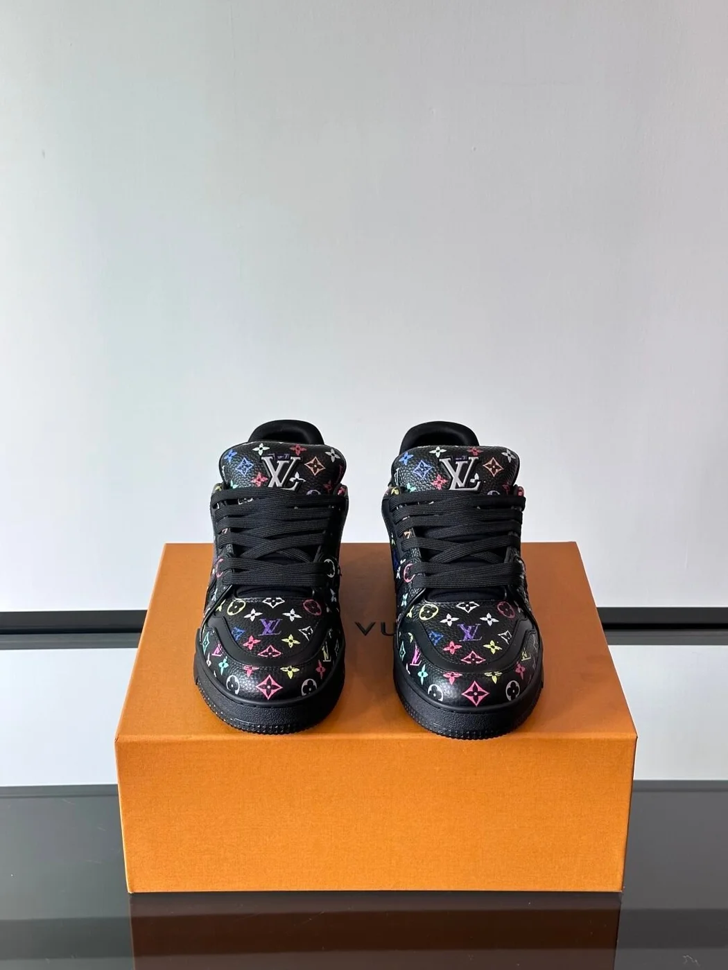Louis Vuitton Men Black Multicolor Leather Sneakers product view 2
