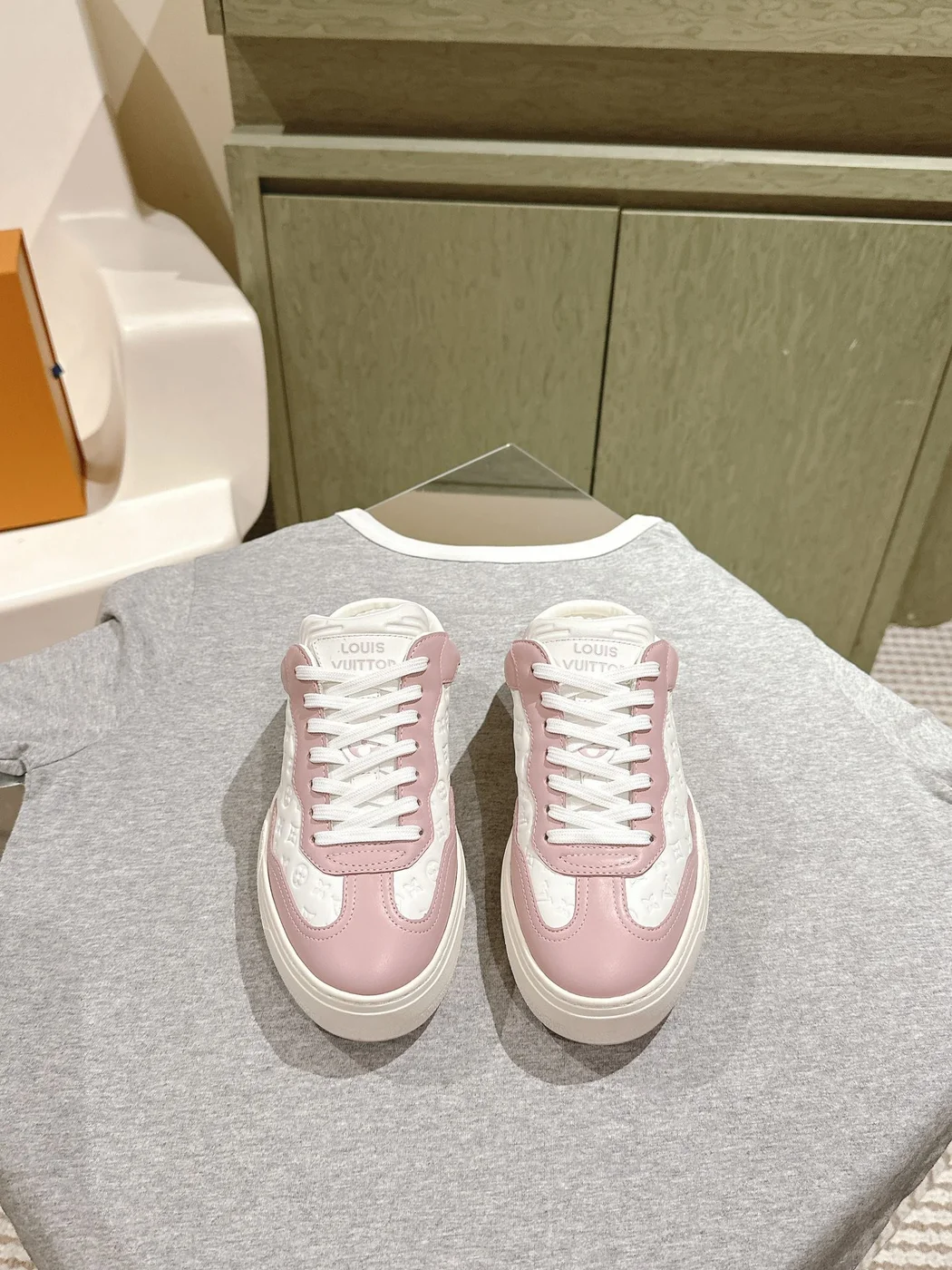 Louis Vuitton Women Pink White Leather Sneakers product view 1