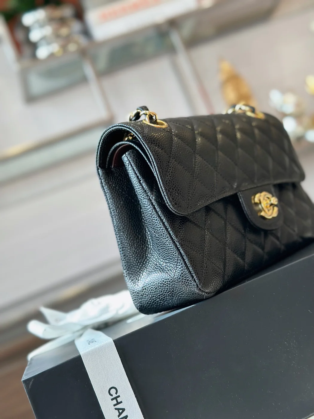 Chanel Classic Handbags With Lock Gold Black Leather 23 cm product view 3