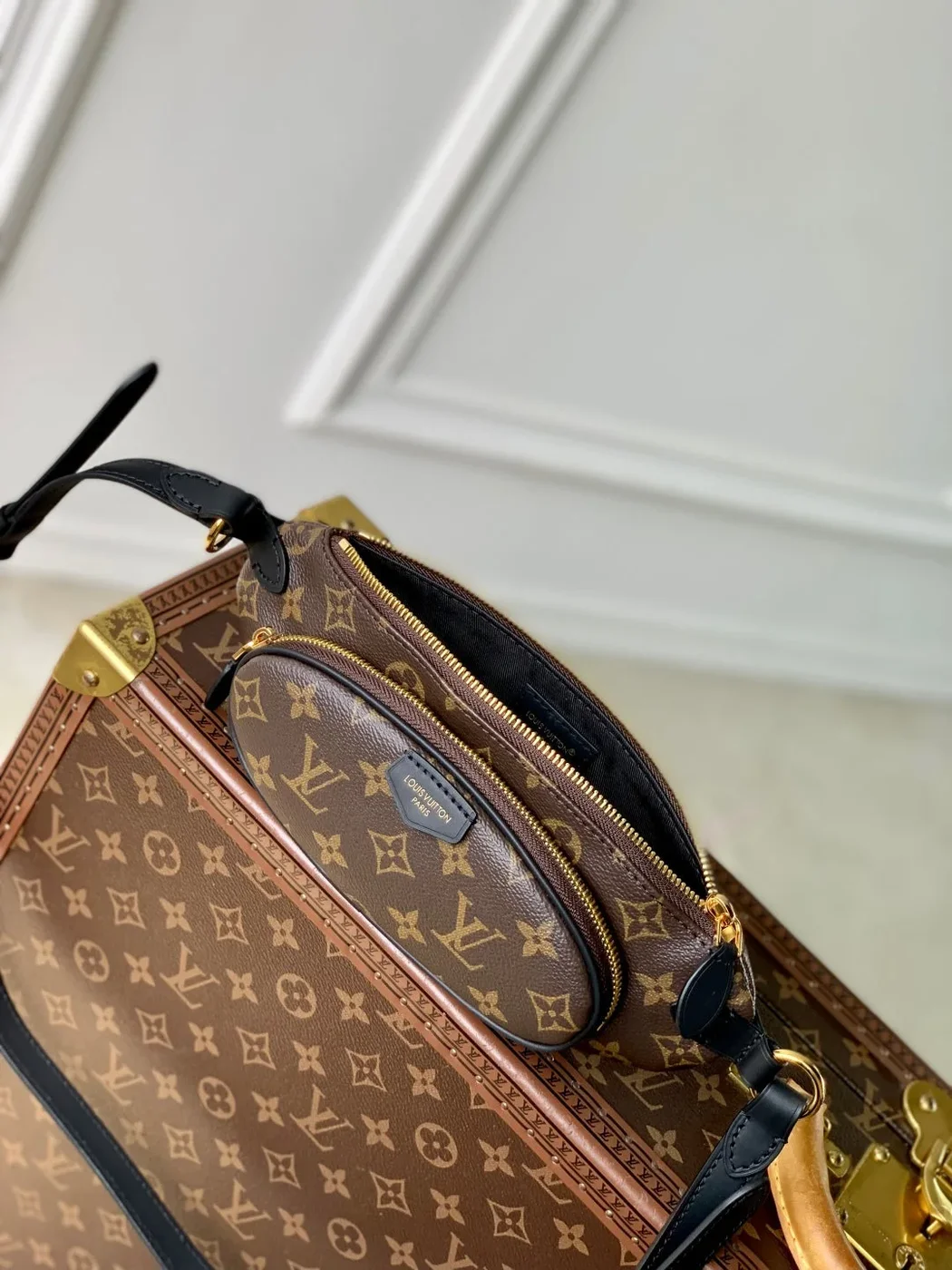 Louis Vuitton Keepit Bumbag 29 In Brown Damier Azur Coated Monogram Canvas Bag product view 2