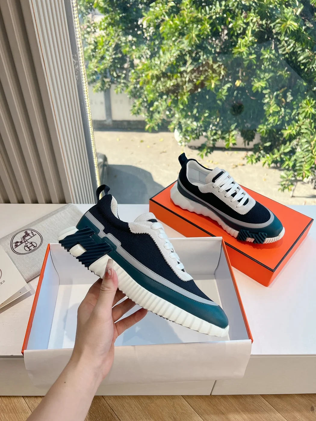 Hermès Women Navy Blue White Mesh Sneakers product view 5