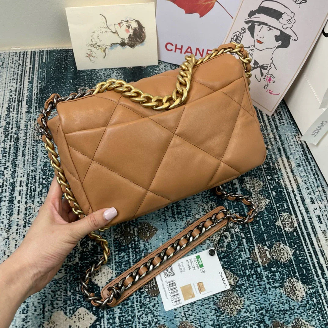 Chanel Medium 26 Flap Bag In Peanut Lambskin product view 4