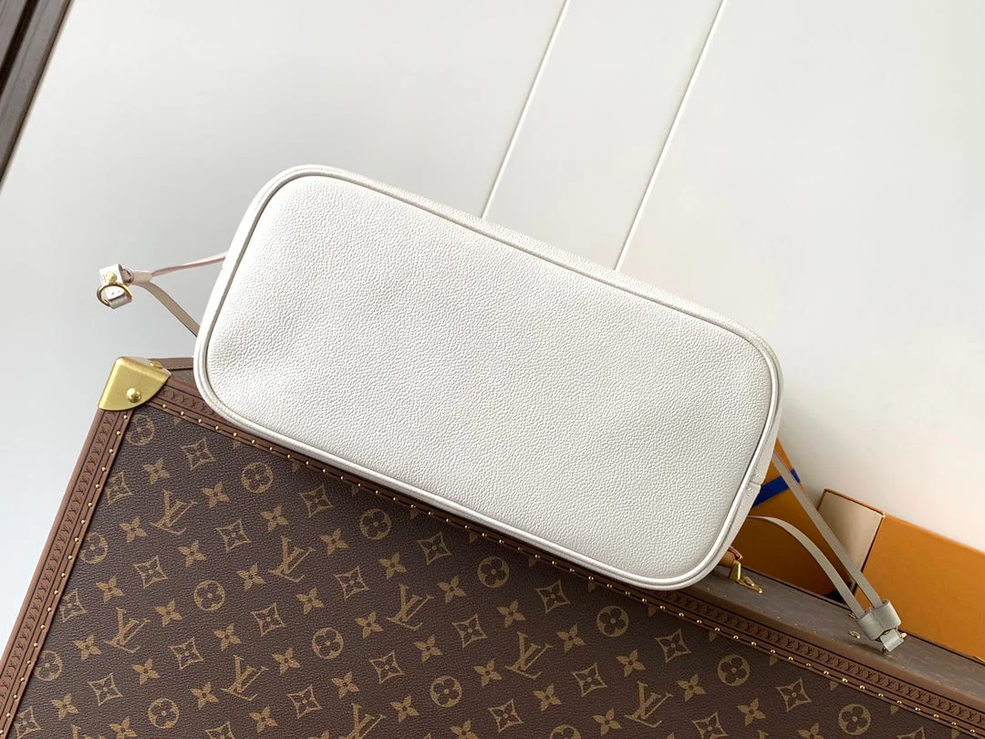 Louis Vuitton Neverfull MM Tote Bag 32 In White Mix Pink Calfskin product view 5