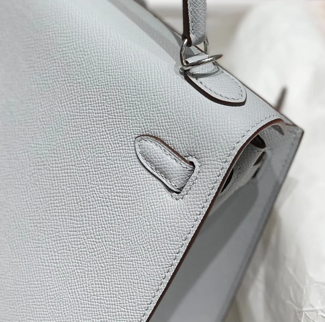 Hermès 28 cm In Gris Perle Epsom Calfskin Palladium Hardware Bag product view 9