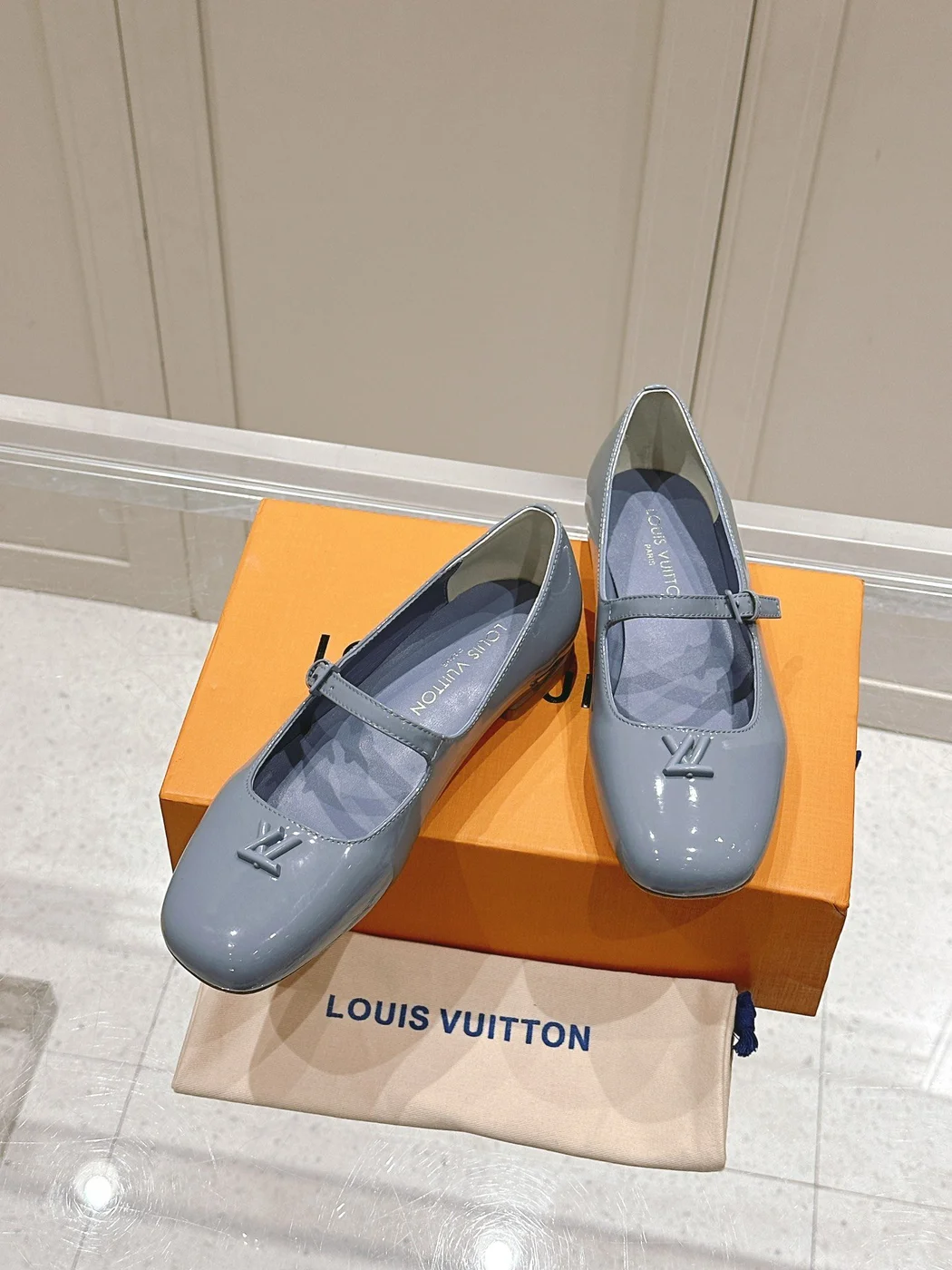 Louis Vuitton Women Light Blue Patent Leather Mary Jane Loafers product view 4