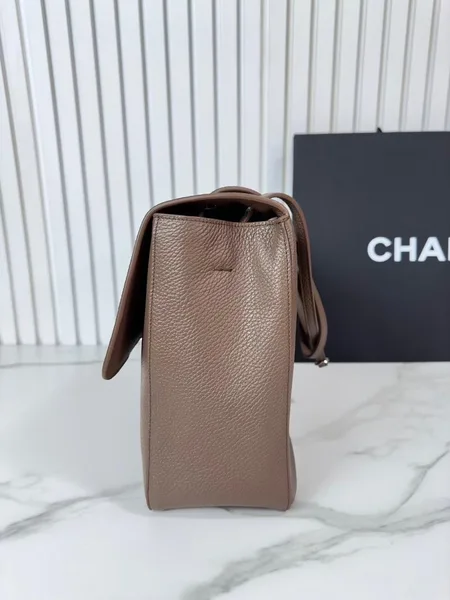 Chanel Maxi Flap bag from the Spring/Summer 2026 collection product view 7