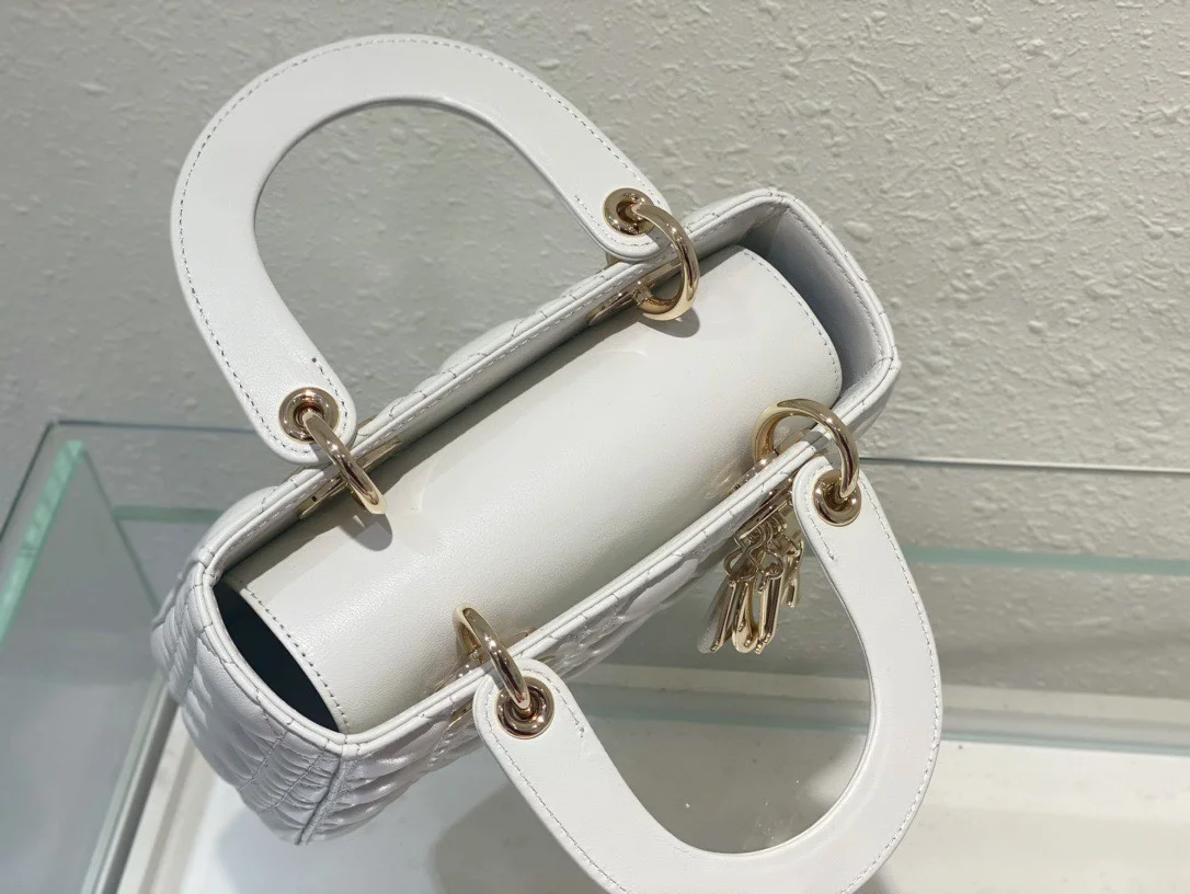 Dior Lady Abc High-end Women’s Handbag White Soft Leather 20 cm product view 2