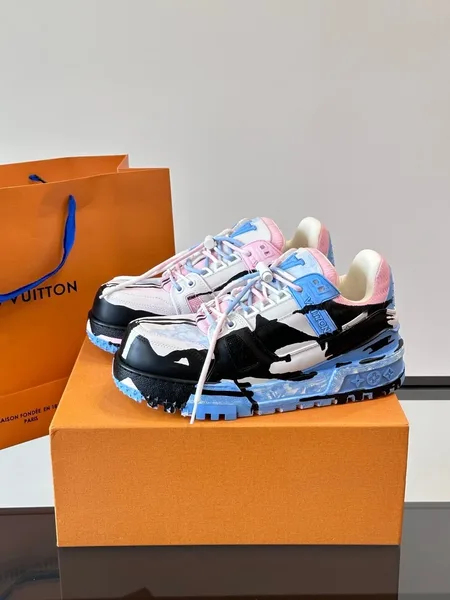 Louis Vuitton Men Blue Pink Black Leather Sneakers product view 3