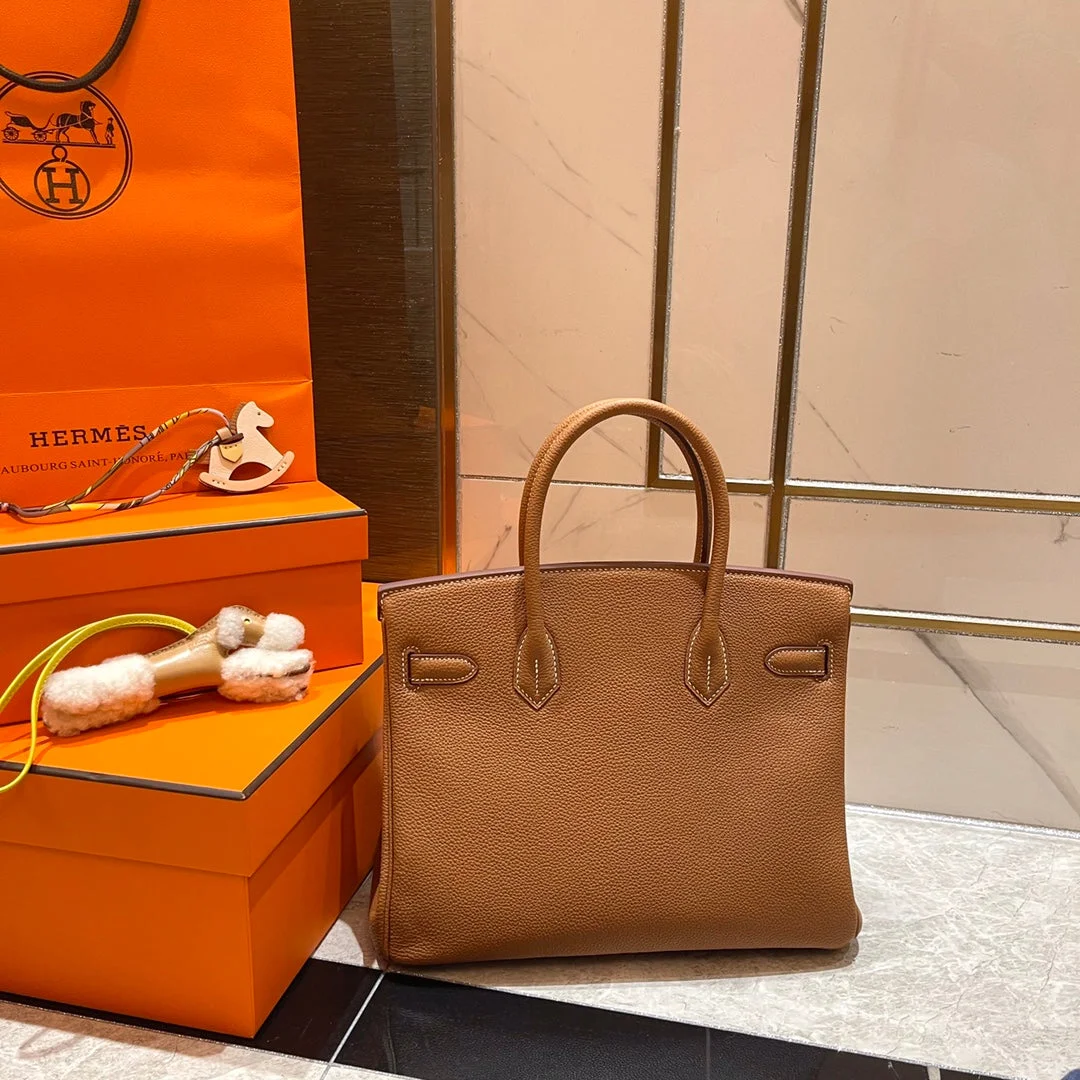 Hermès Birkin 30 cm Gold Togo Leather Gold Hardware Bag product view 3