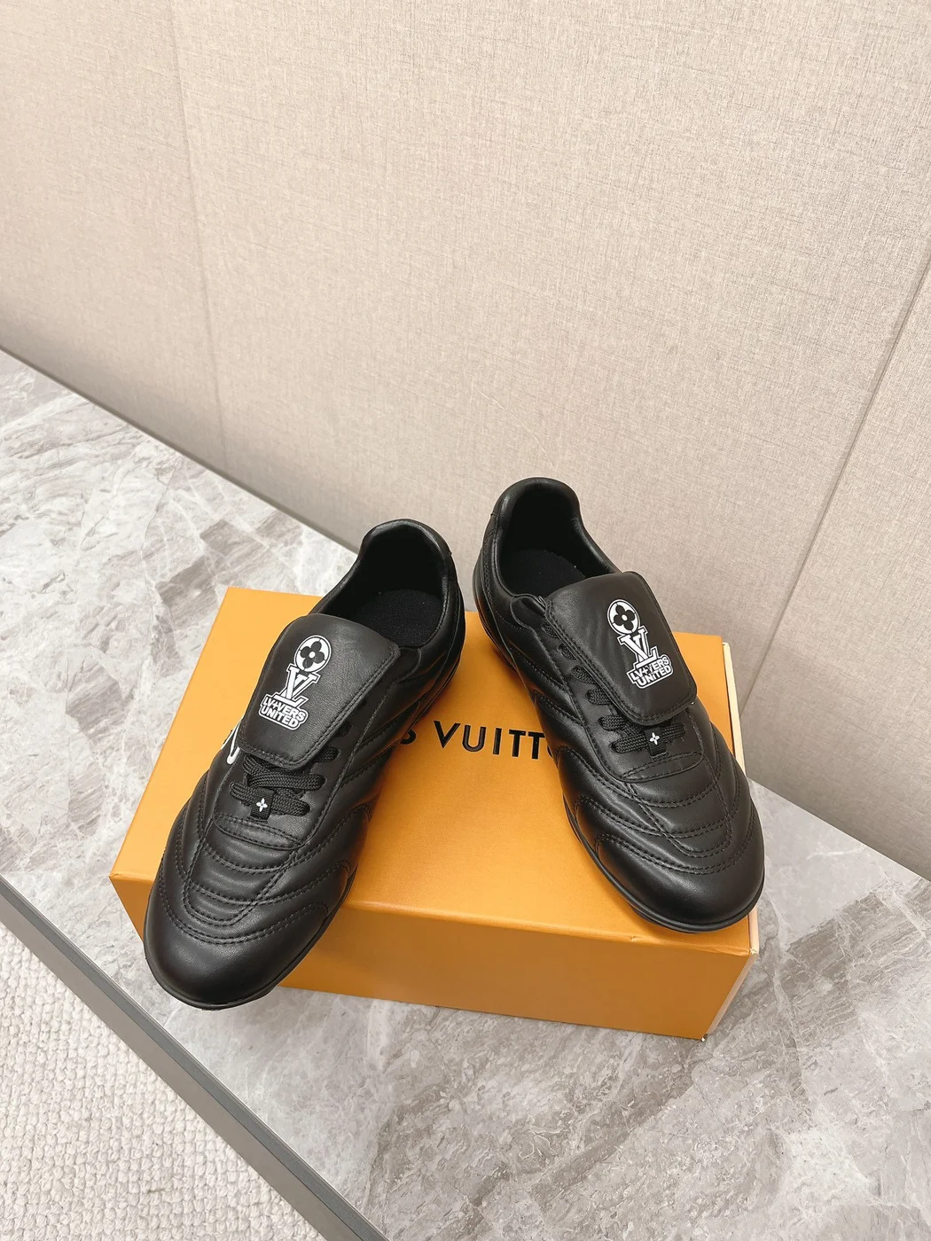 Louis Vuitton Women Black Leather Sneakers product view 6